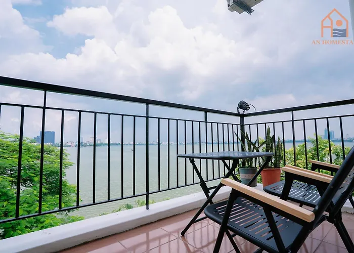 An Homestay Lakeview Apartment